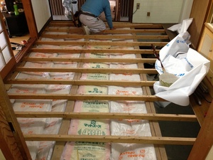 床張り替え現場！