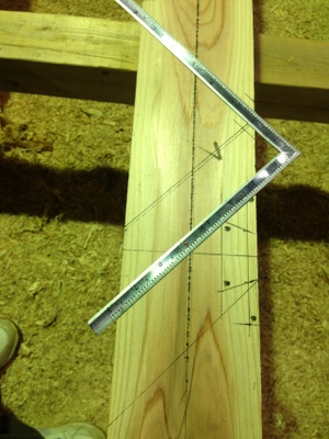 本格入母屋造の土壁平屋建て新築工事の隅木の落としカギ部分(納まり)の墨付けの仕方を解説！