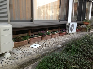 築100年の御宅の床下の空間を塞ぐ工事！