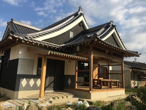 本格入母屋造り土壁平屋建て新築工事の土壁塗りの家の外観完成！【宗像市  棟梁の家】