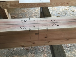 【遠賀郡  Y様邸】築45年の入母屋造りの屋根改修再生工事  （入母屋隅木口脇線墨付編）（宗像市  白木建設）