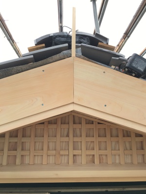 【遠賀郡  Y様邸】築45年の入母屋造りの屋根改修再生工事  （入母屋側化粧破風板取付編）（宗像市  白木建設）